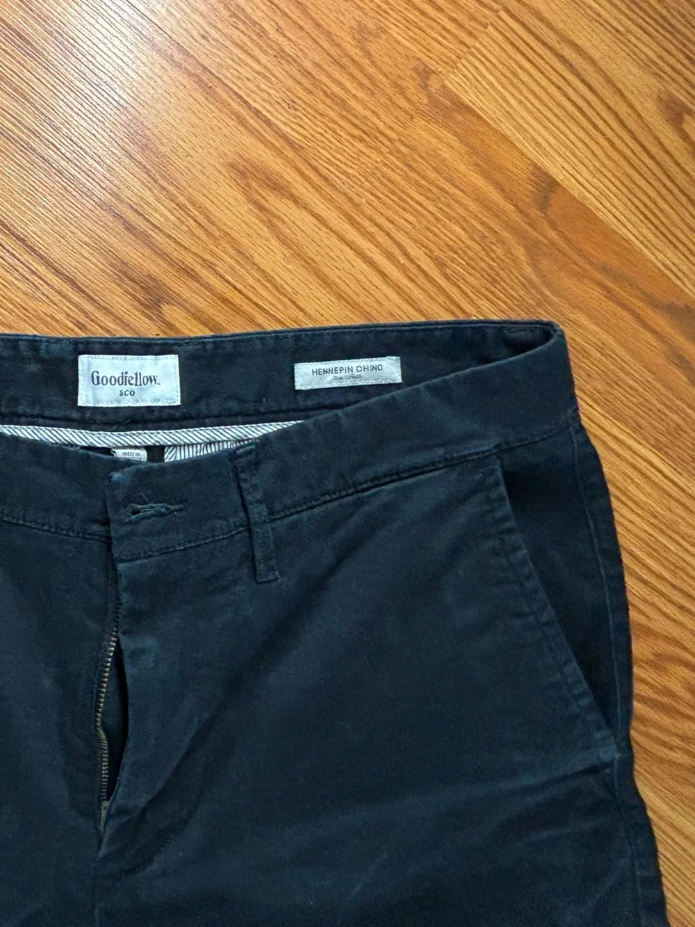 Goodfellow & Co Men’s Black Chinos